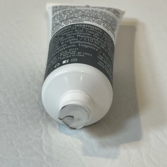 Tory Burch Perfume, Charcoal Peel Off Mask, Hand Cream & Nail File, Body Spray - Picture 11 of 15